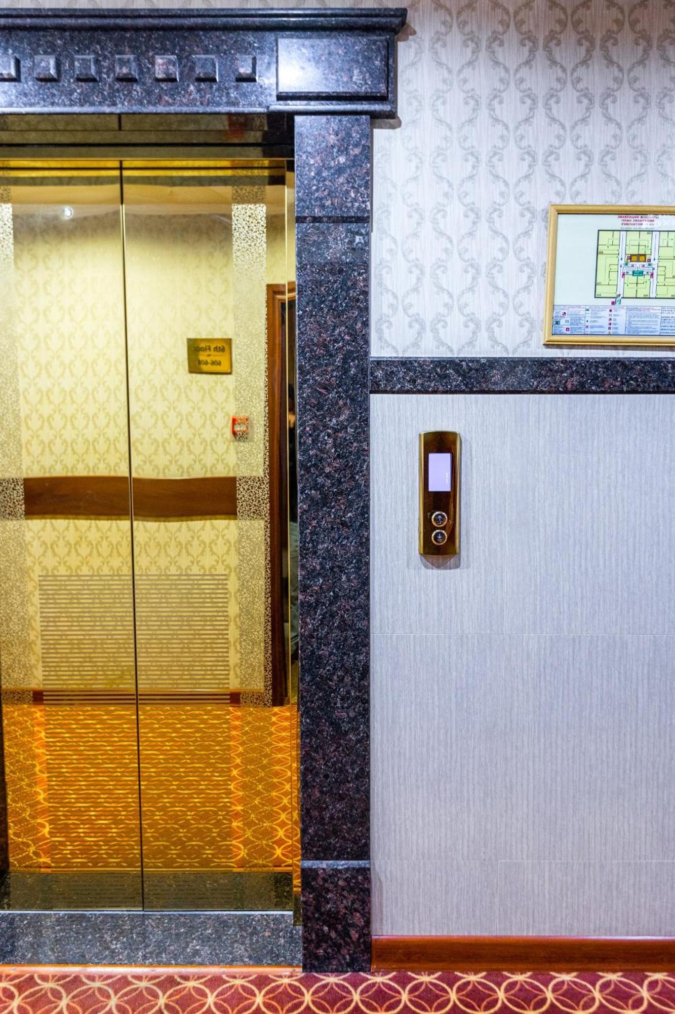 Plaza Hotel Almati Kültér fotó